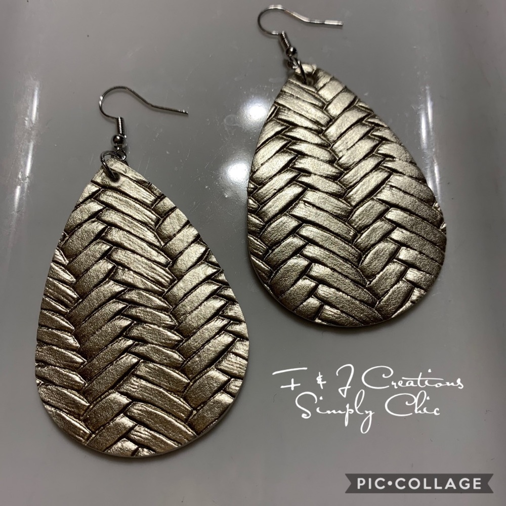 Teardrop ✨Gold✨ Textured Leather Earrings